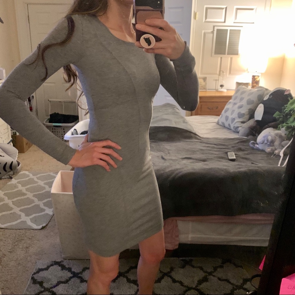 EUC French Connection Camilla Stretch Sz 4